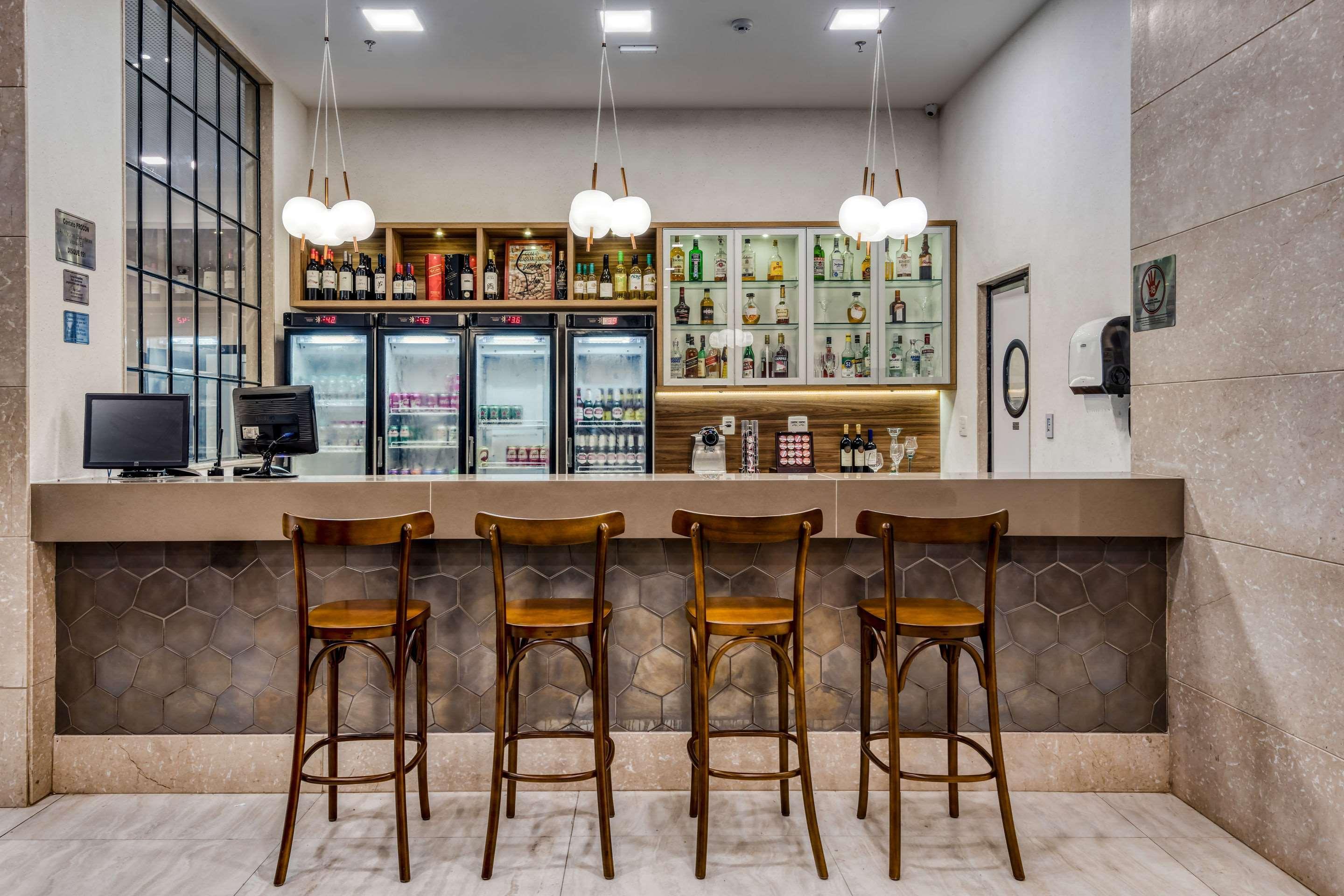 维多利亚舒适套房酒店 外观 照片